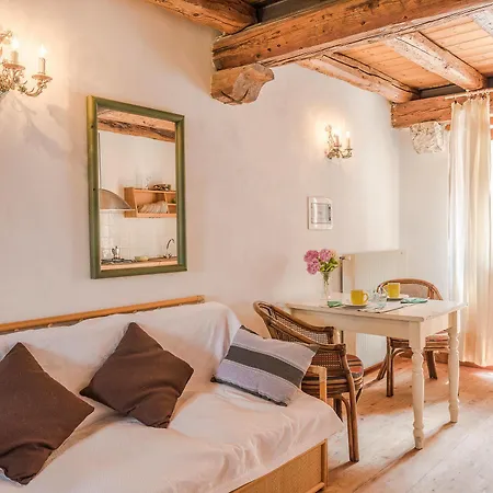 Casa De Bertoldi *